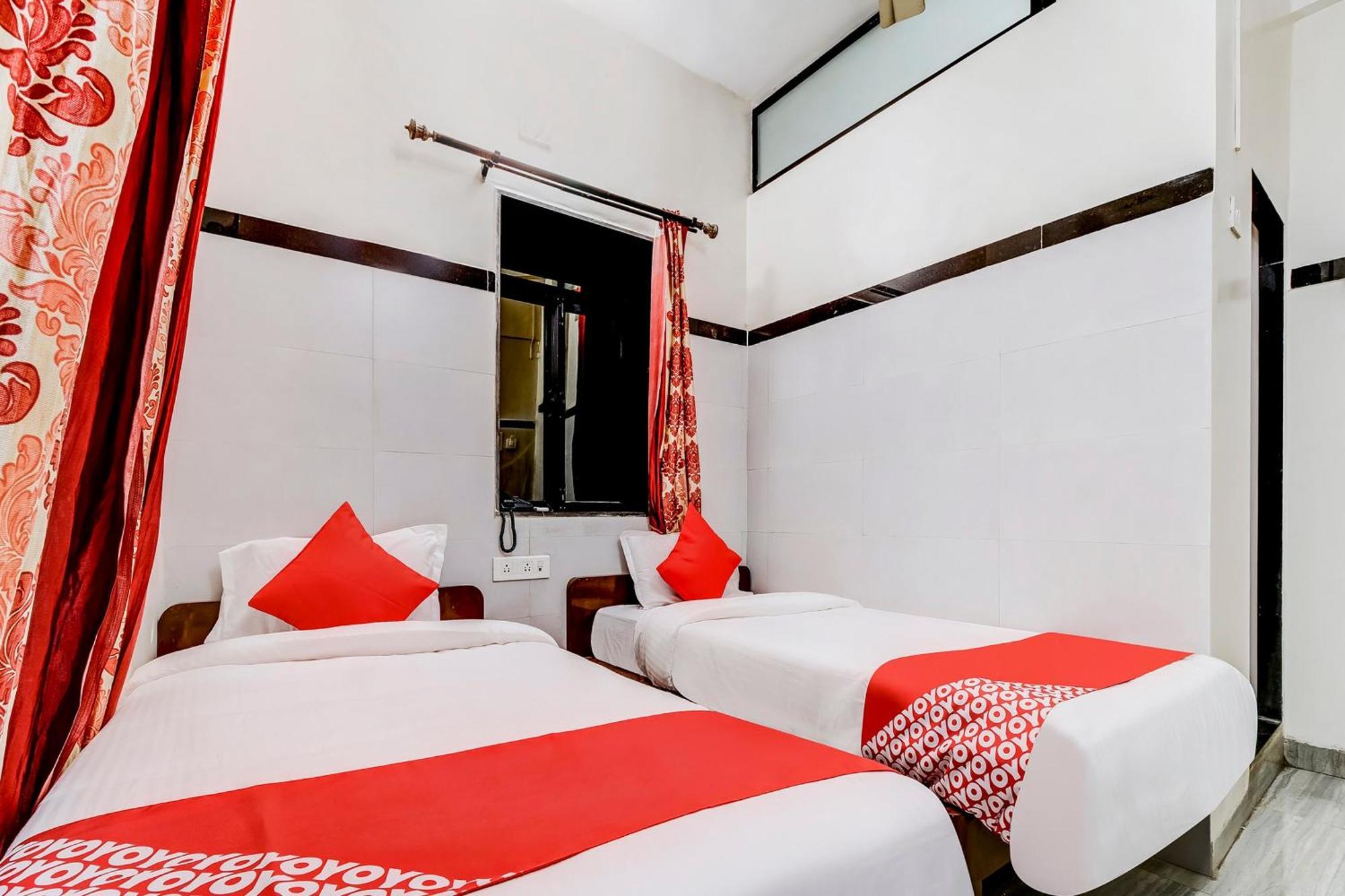 Super Oyo Hotel Dreamland Bombay Esterno foto